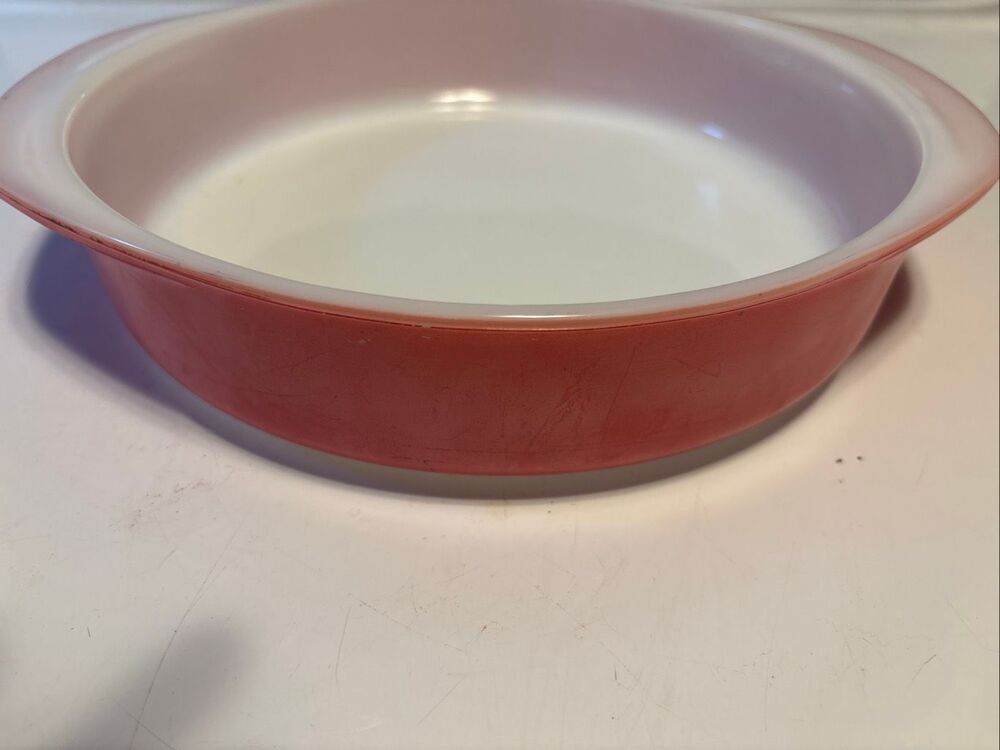 Vintage Pyrex Pink Round Baking Dish
